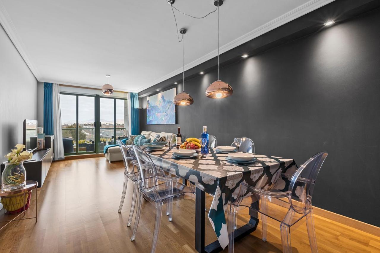Home2Book Wanderlust Apt Arrecife Beach, Terrace 외부 사진